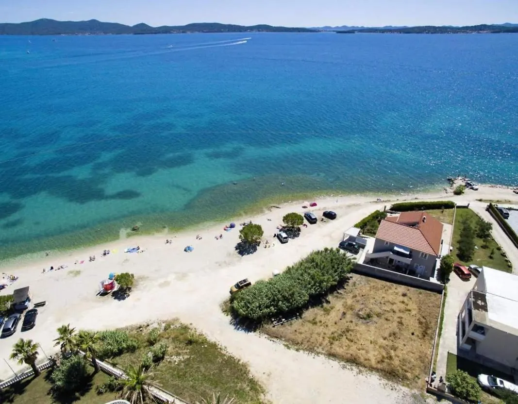Sunny Oasis Apartment Bibinje