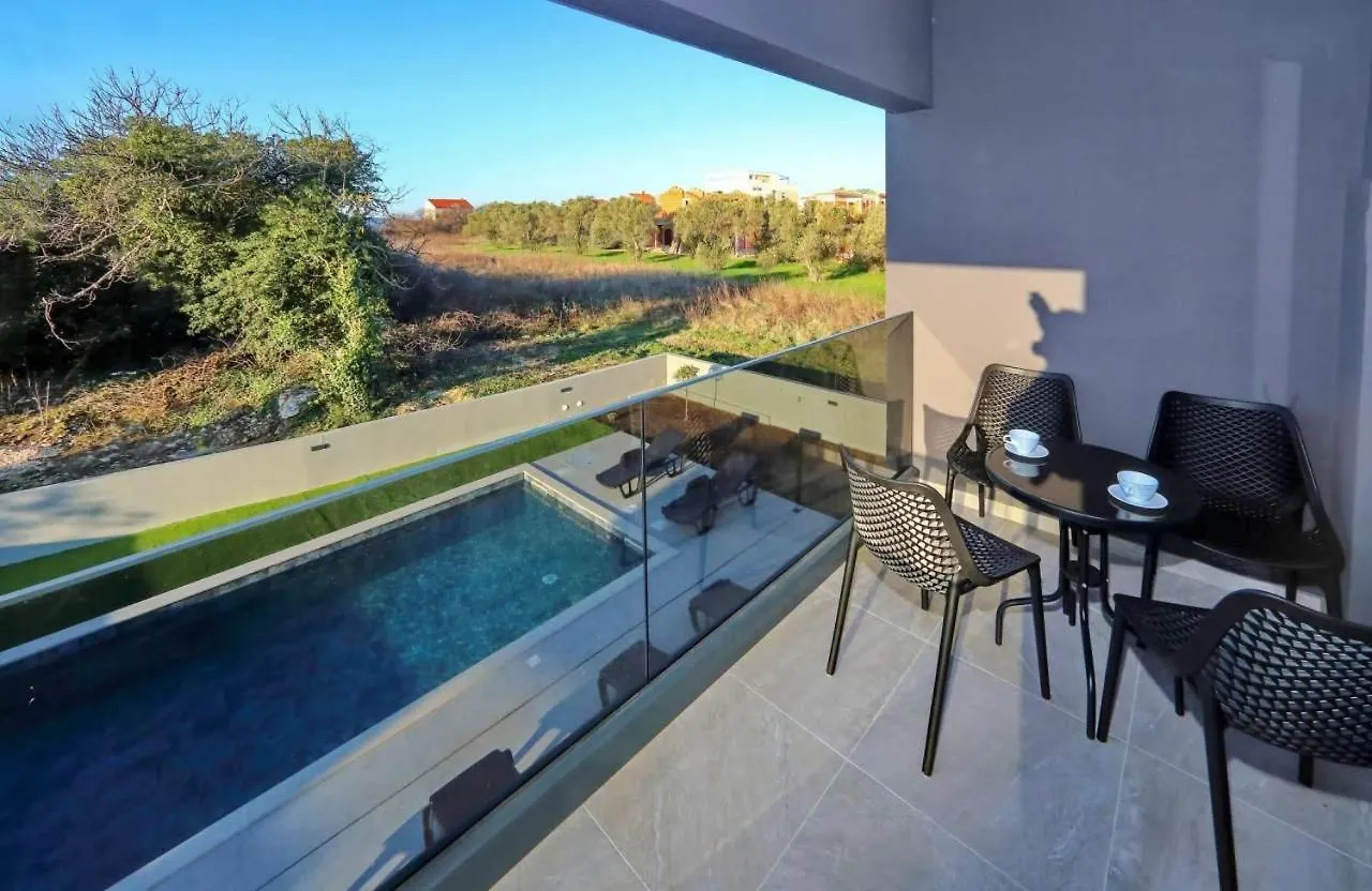 Sunny Oasis Apartment Bibinje