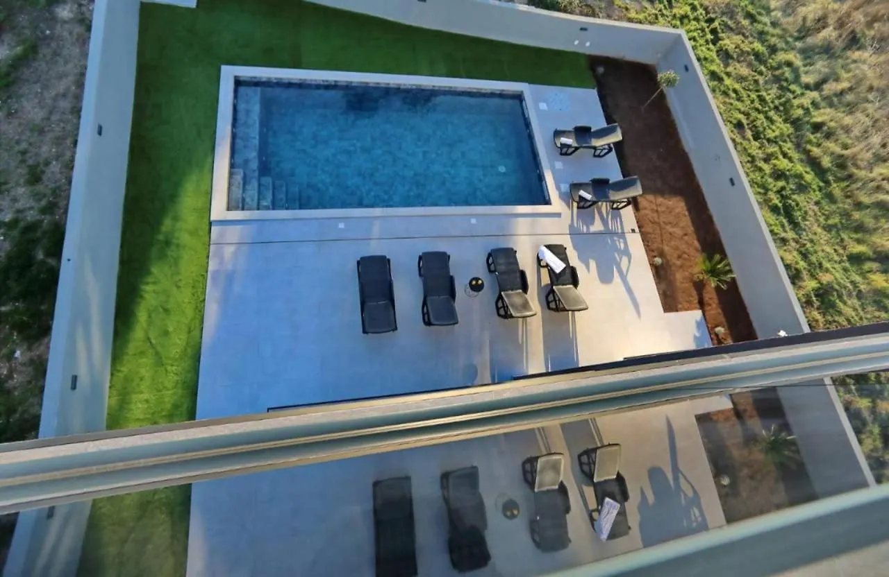 Sunny Oasis Apartment Bibinje