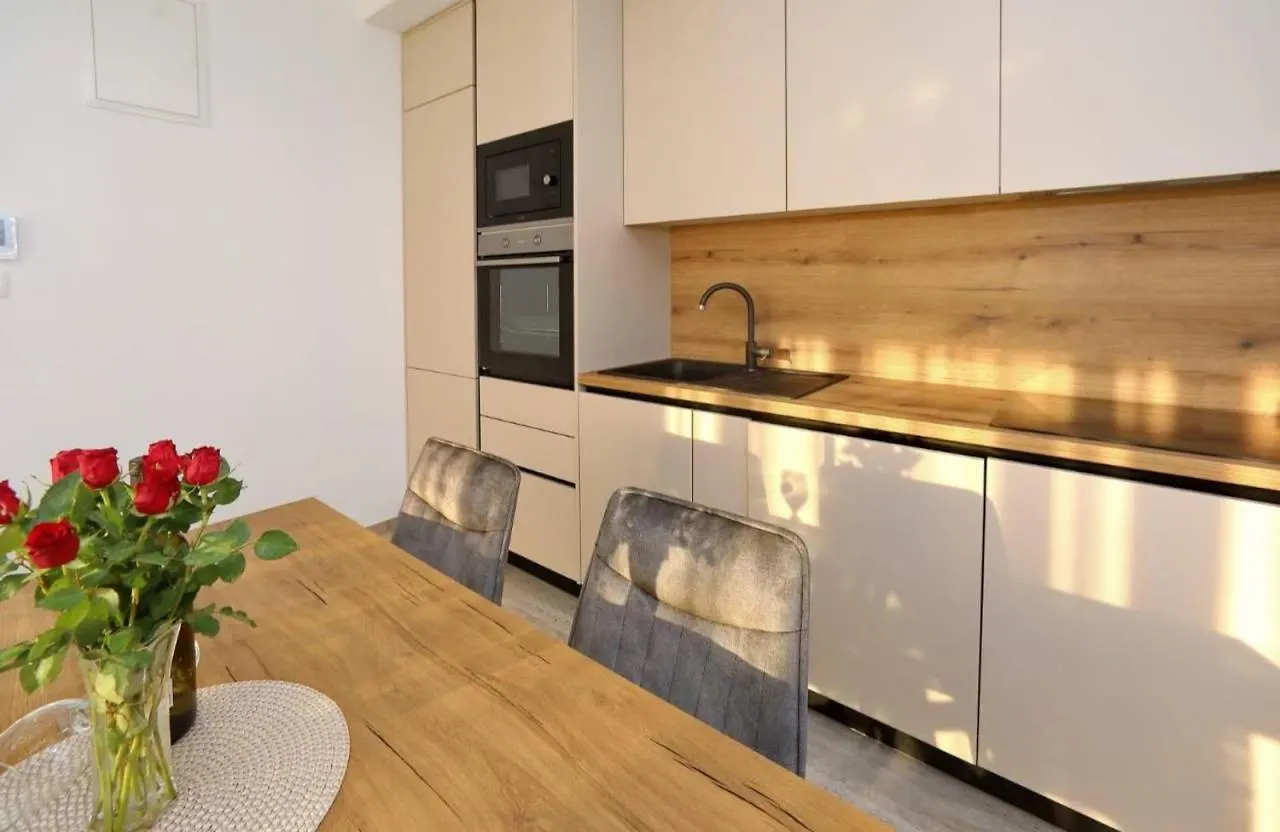 Sunny Oasis Apartment Bibinje