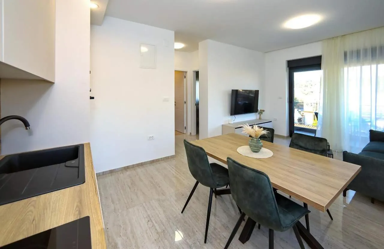 Sunny Oasis Apartment Bibinje Croatia